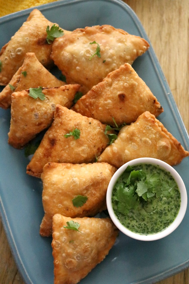 North India Street Food: Potato Samosas [Aloo Samosas] | Global Street ...